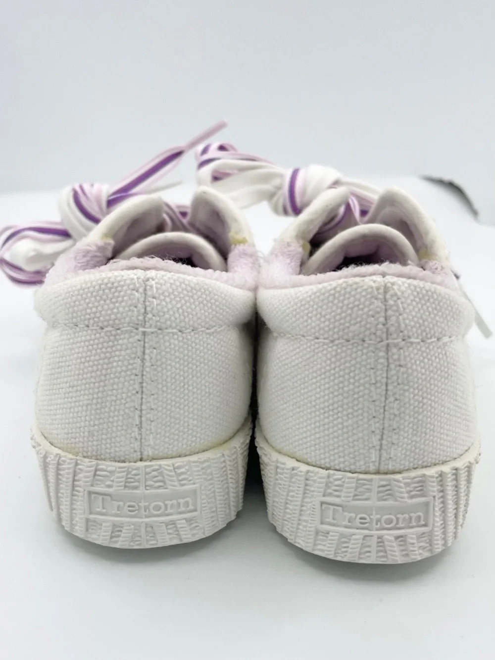 Tretorn girls white/purple canvas sneakers Size 8